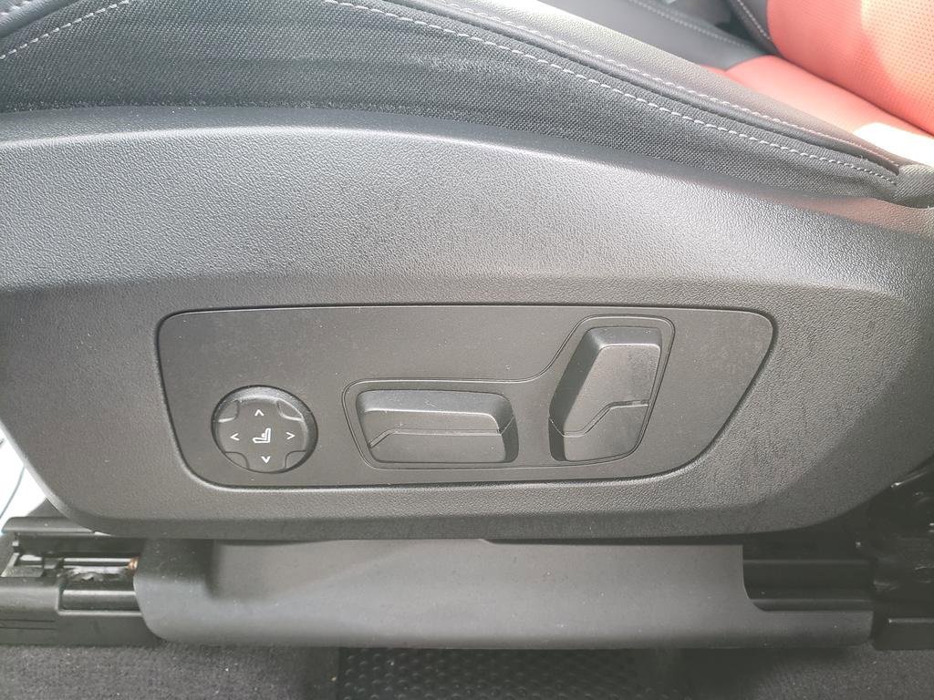 Certified 2023 BMW X1 xDrive28i w/ Premium Package image 19