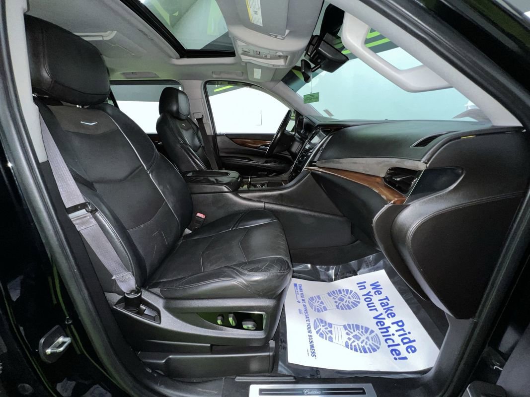Used 2015 Cadillac Escalade ESV Premium AWD/4WD image 32