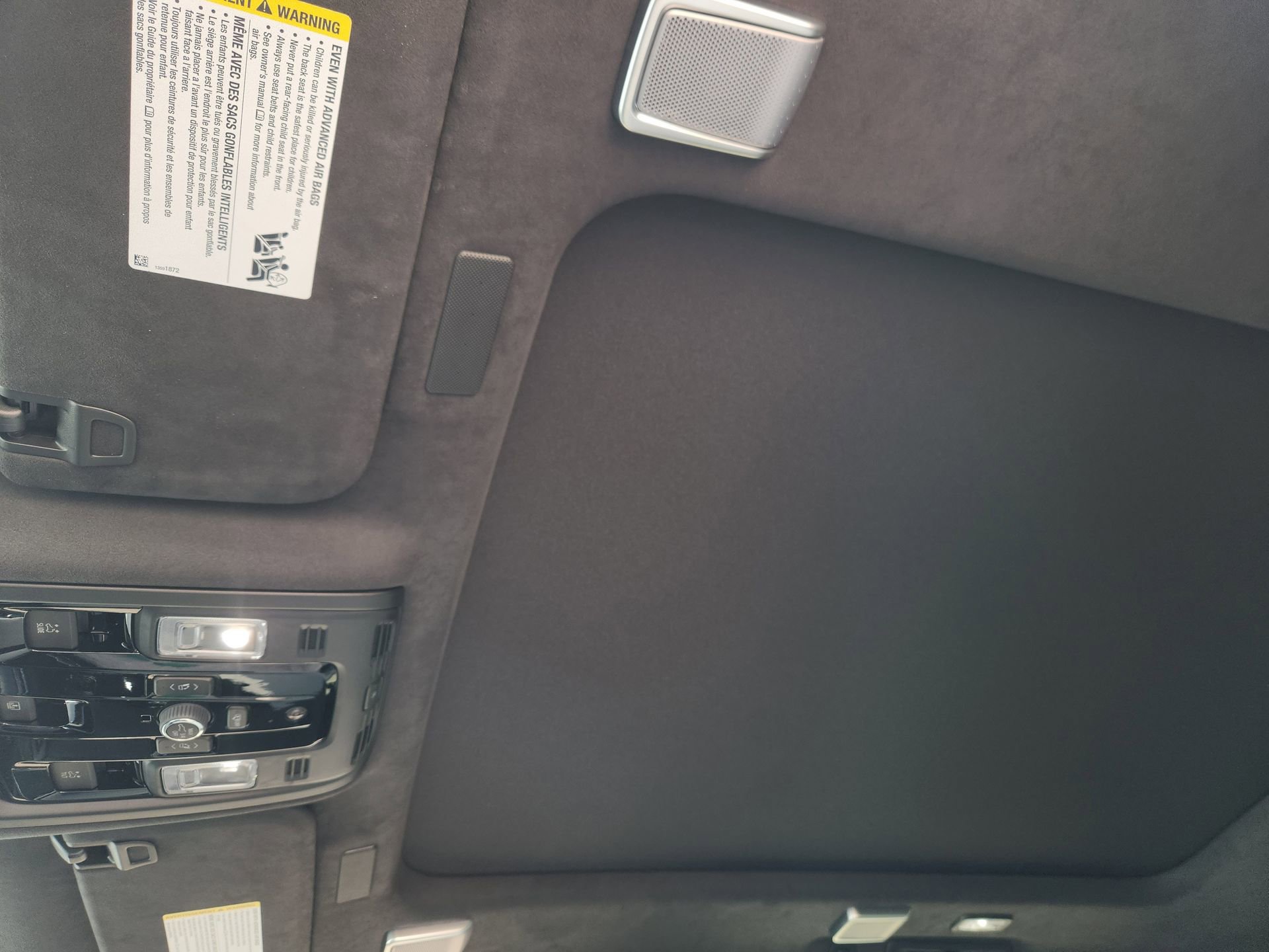 Used 2026 Cadillac Escalade V w/ LPO, ONYX Package image 14