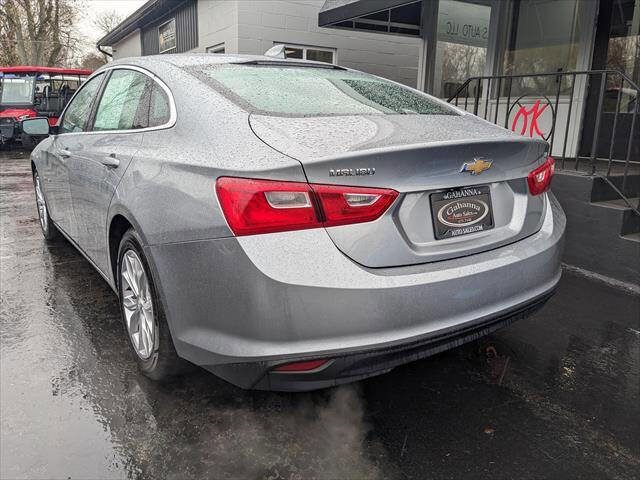 Used 2023 Chevrolet Malibu LT image 3