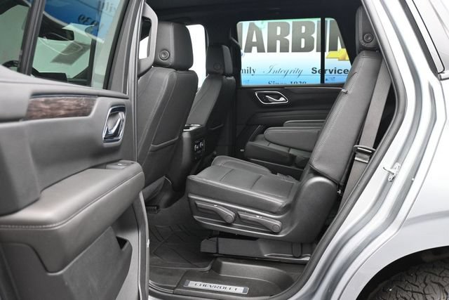Used 2024 Chevrolet Tahoe Z71 w/ Z71 Off-Road Package AWD/4WD image 8