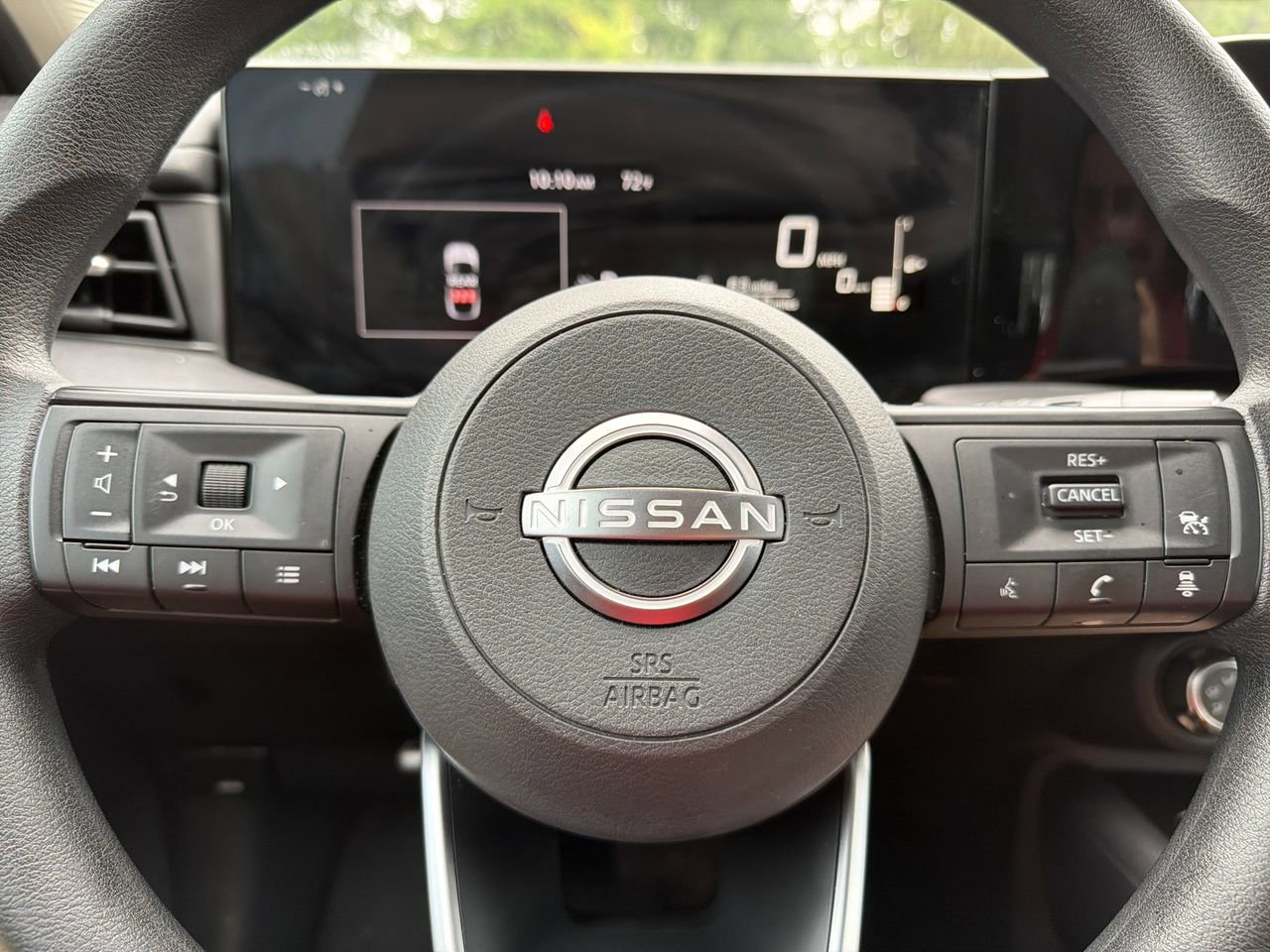 Used 2025 Nissan Kicks S FWD image 13