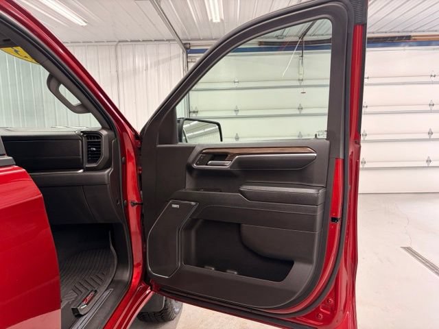 Used 2023 Chevrolet Silverado 1500 LT Trail Boss w/ Convenience Package II AWD/4WD image 10