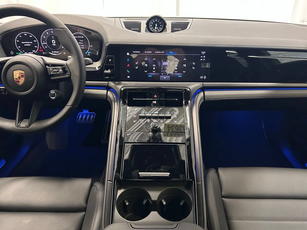 New 2026 Porsche Panamera 4 AWD/4WD image 17