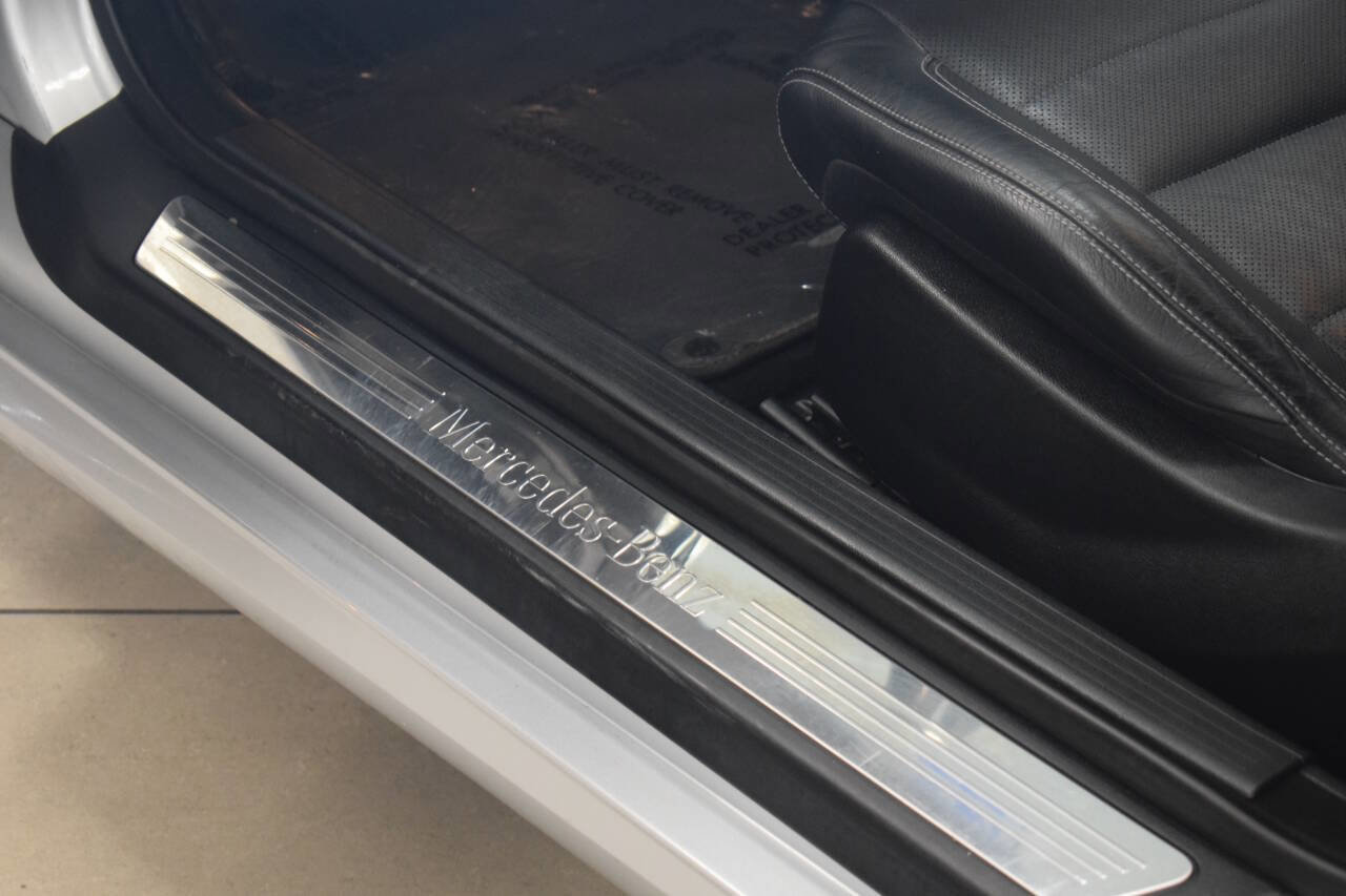 Used 2011 Mercedes-Benz E 550 Coupe image 29