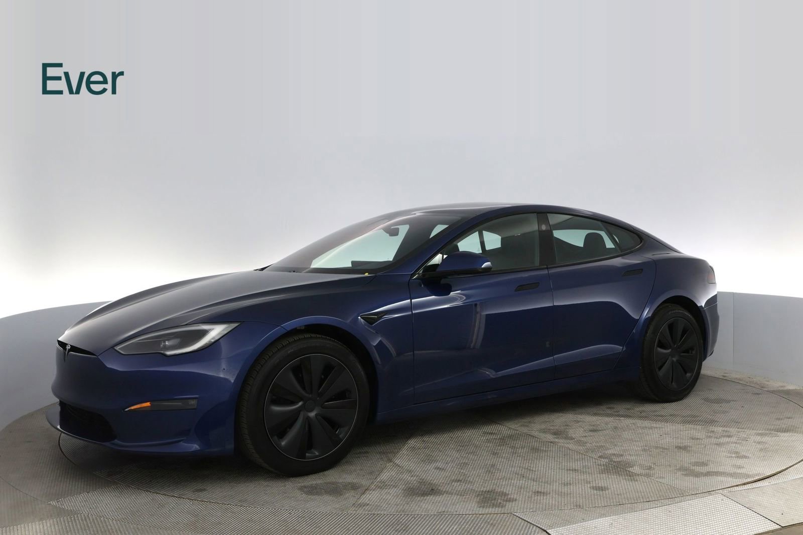 Used 2023 Tesla Model S Standard Range image 18