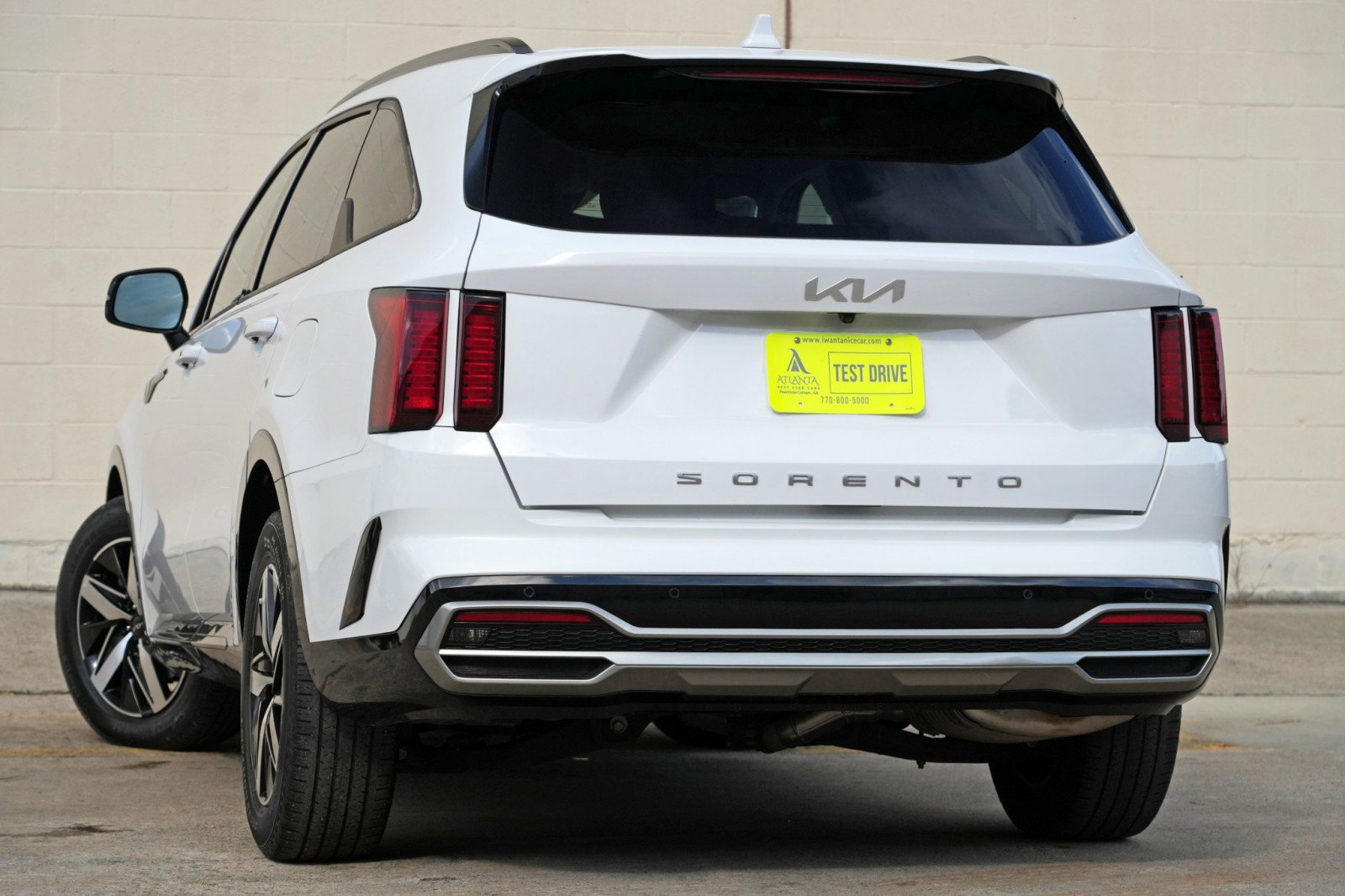 Used 2022 Kia Sorento S FWD image 5