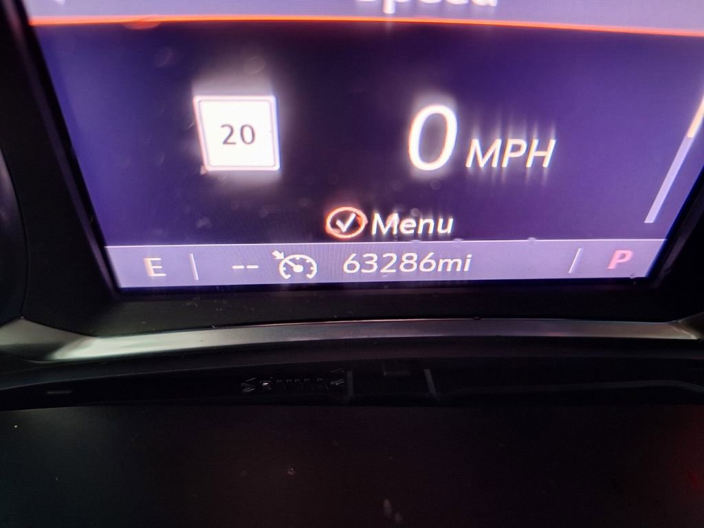 Used 2020 Chevrolet Traverse LT w/ LT Premium Package image 14