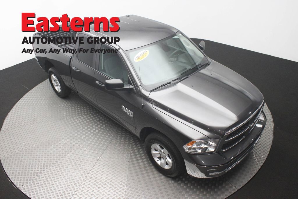 Used 2024 RAM 1500 Classic SLT AWD/4WD image 3