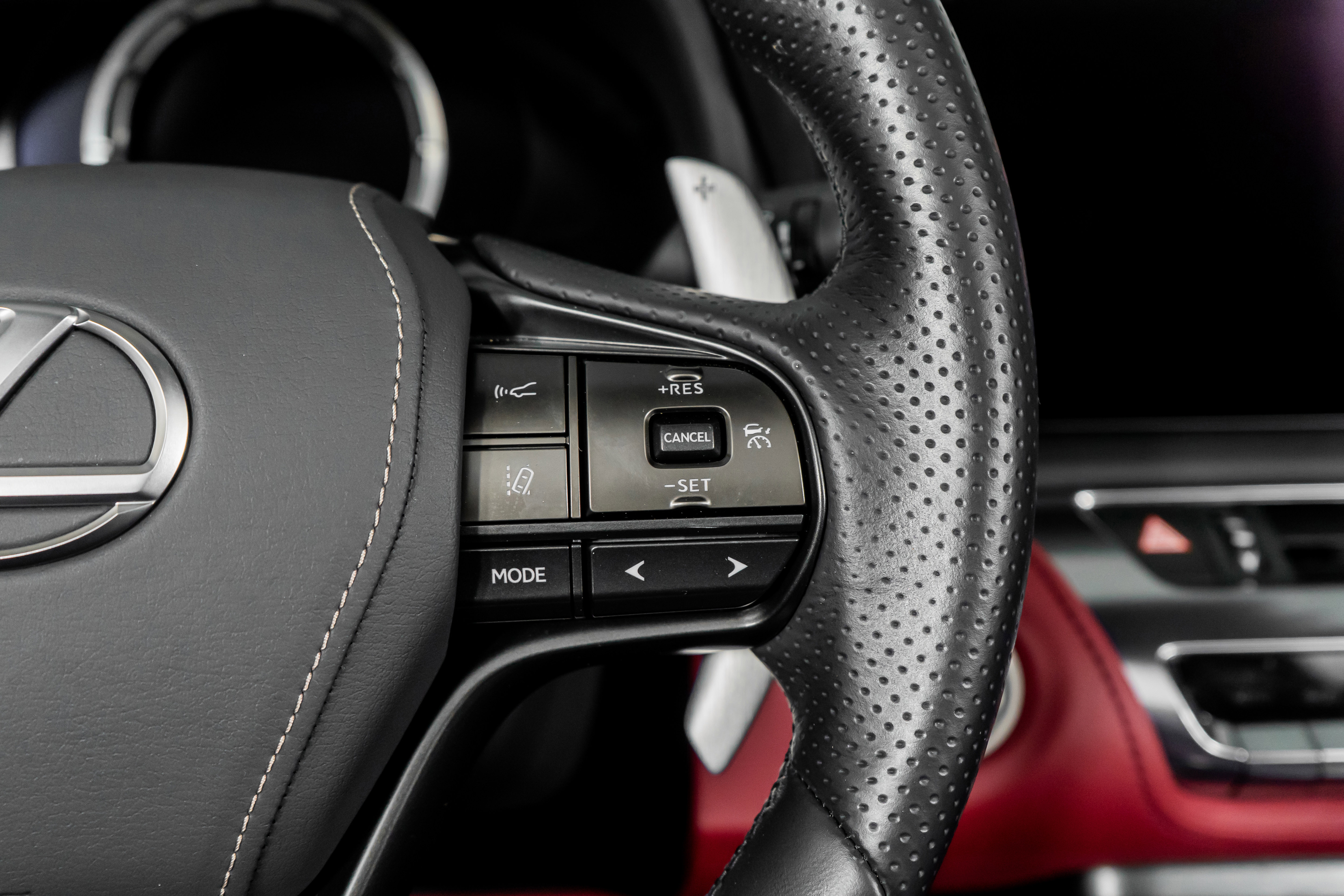 Used 2024 Lexus LC 500 Convertible image 40