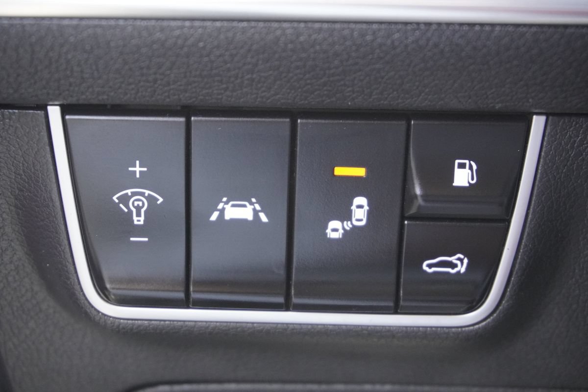 Used 2020 Kia Stinger GT2 AWD/4WD image 17