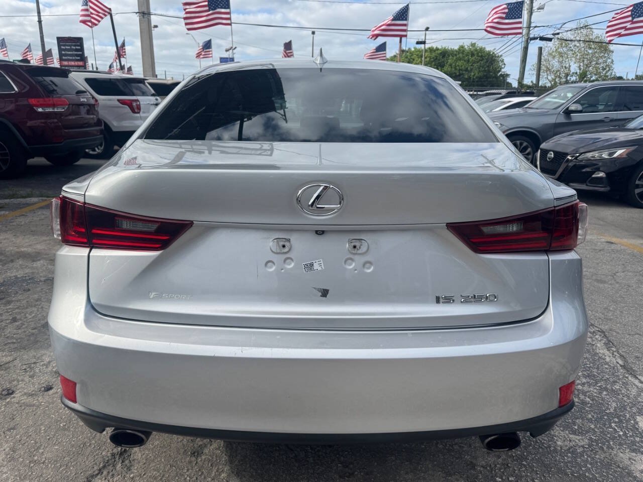 Used 2015 Lexus IS 250 RWD image 3