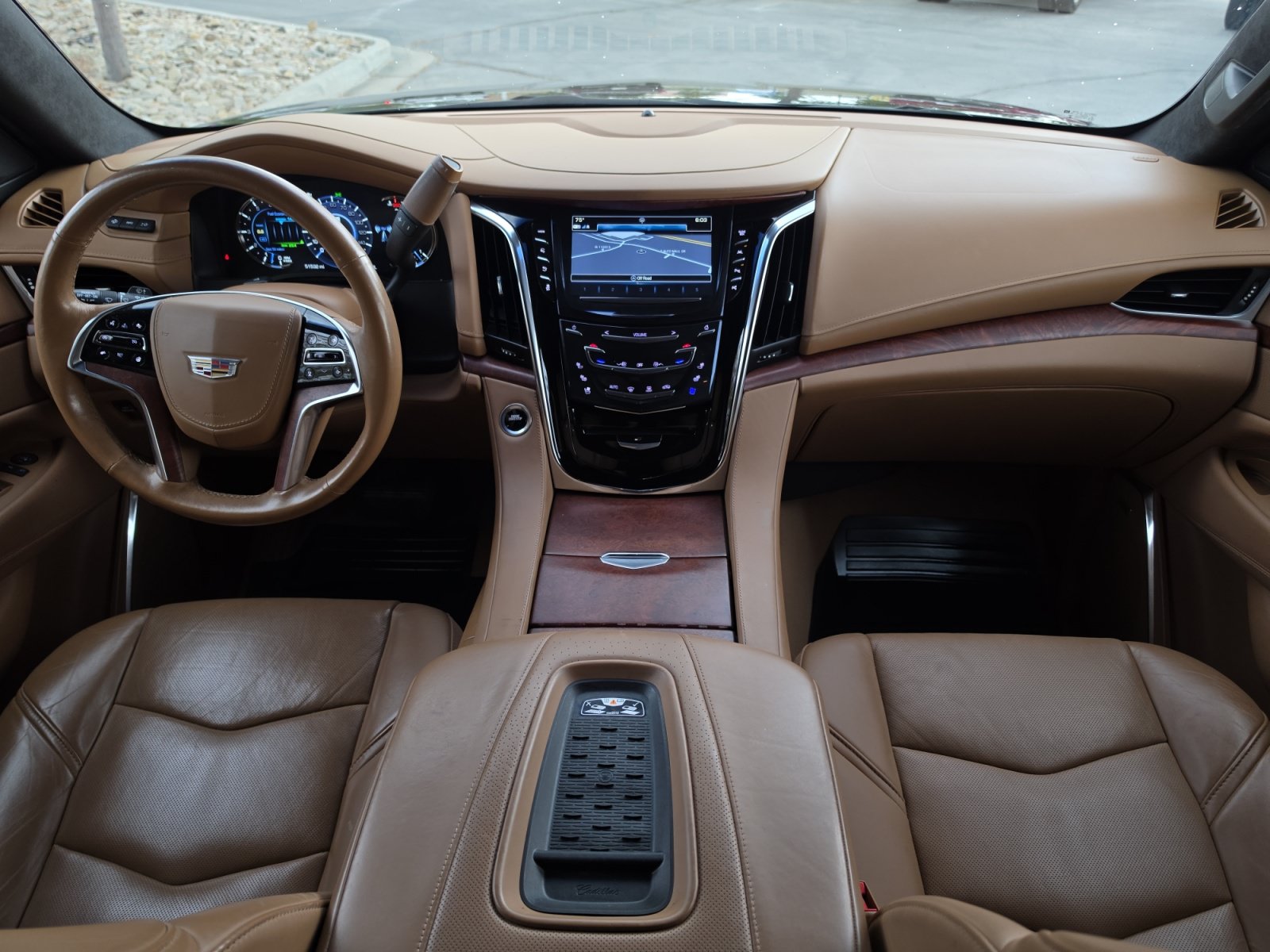 Used 2017 Cadillac Escalade Platinum AWD/4WD image 21