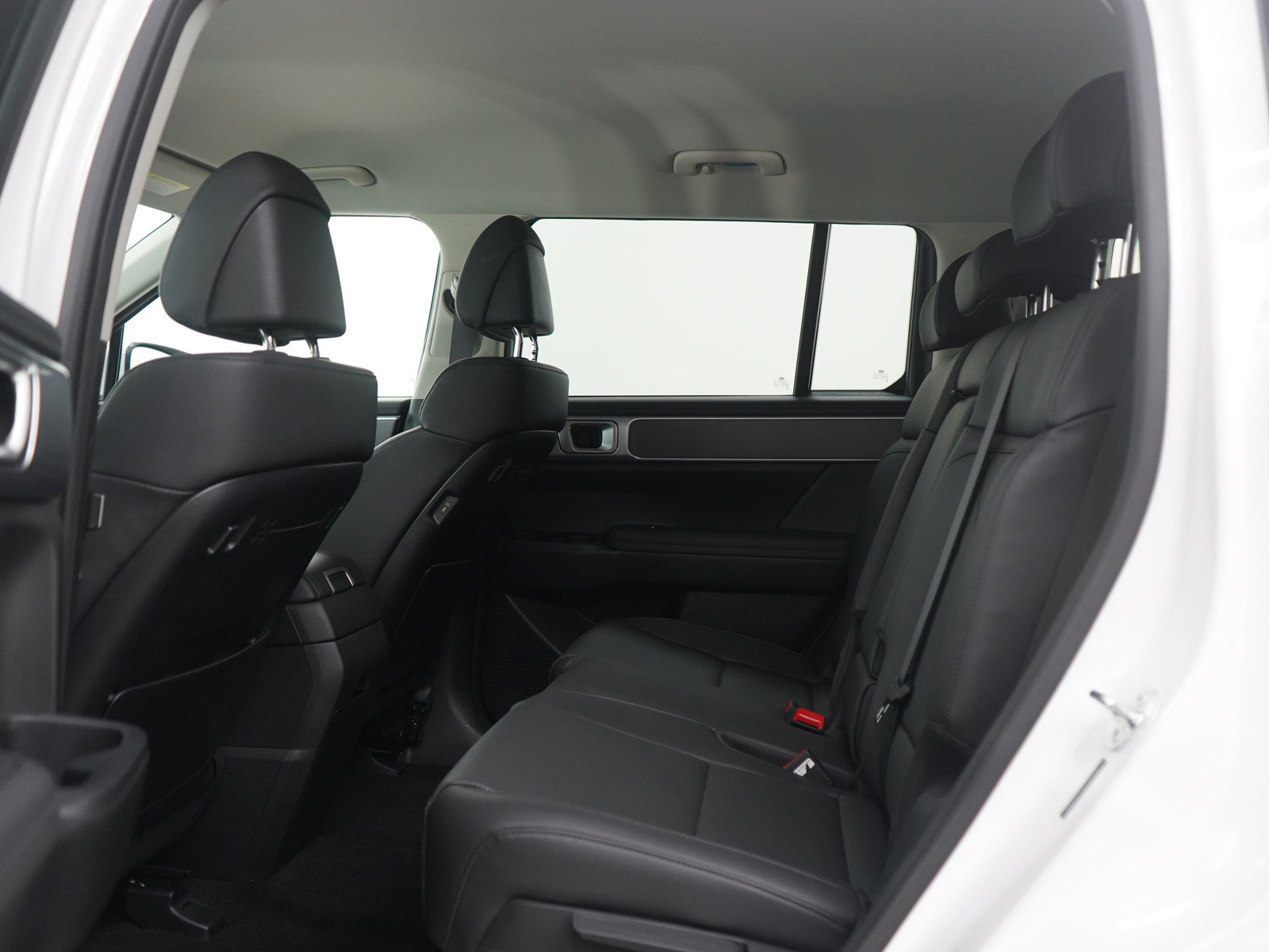 Used 2026 Hyundai Santa Fe SEL AWD/4WD image 19