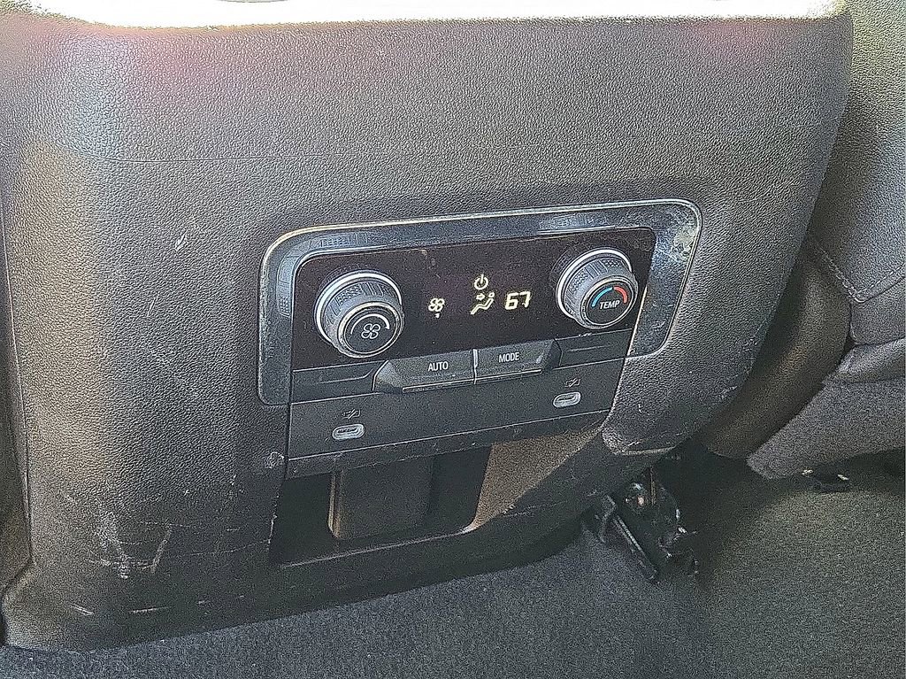 Used 2024 Chevrolet Tahoe LT image 16