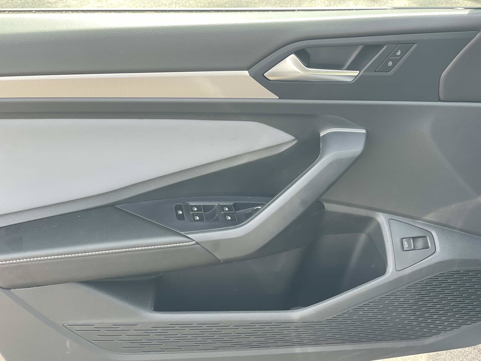 New 2026 Volkswagen Jetta SE FWD image 20