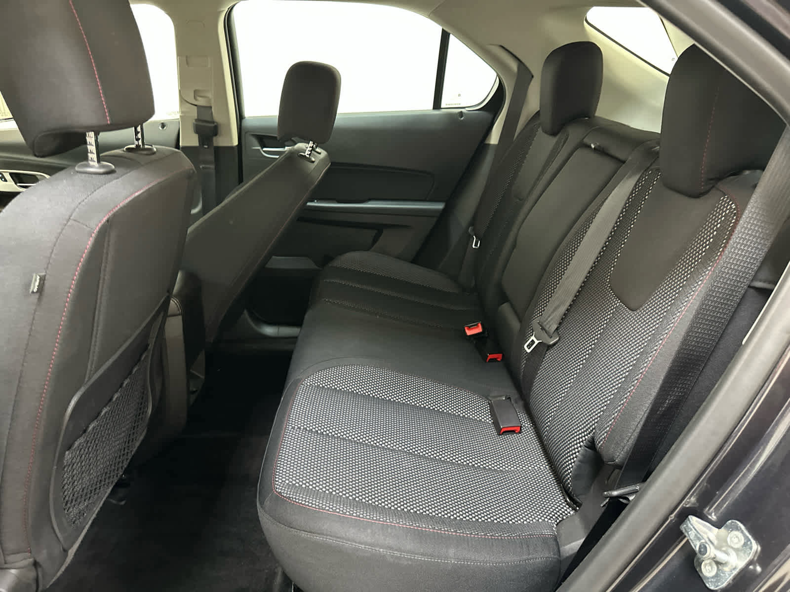 Used 2016 Chevrolet Equinox LS AWD/4WD image 13