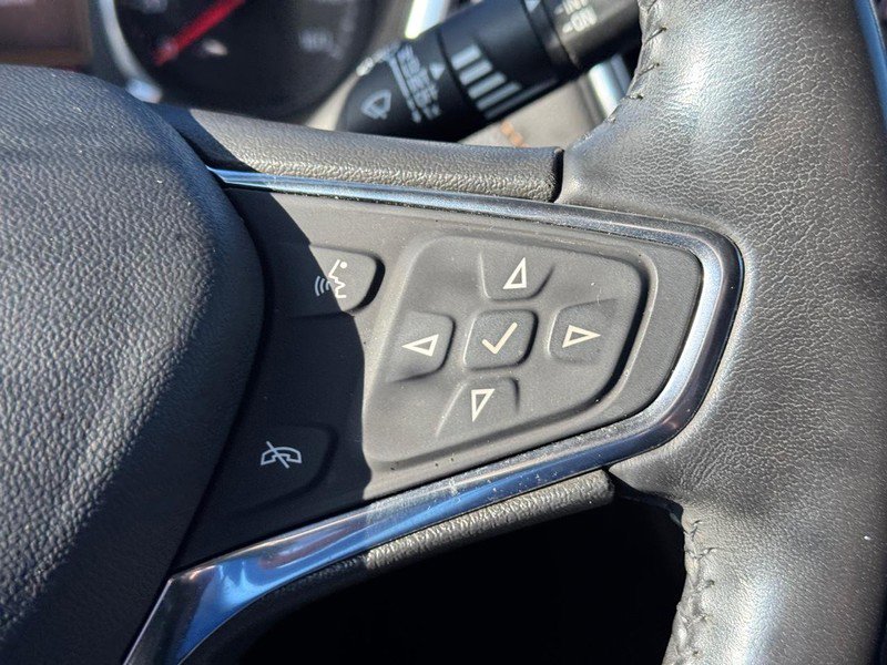 Used 2021 Chevrolet Equinox Premier FWD image 22