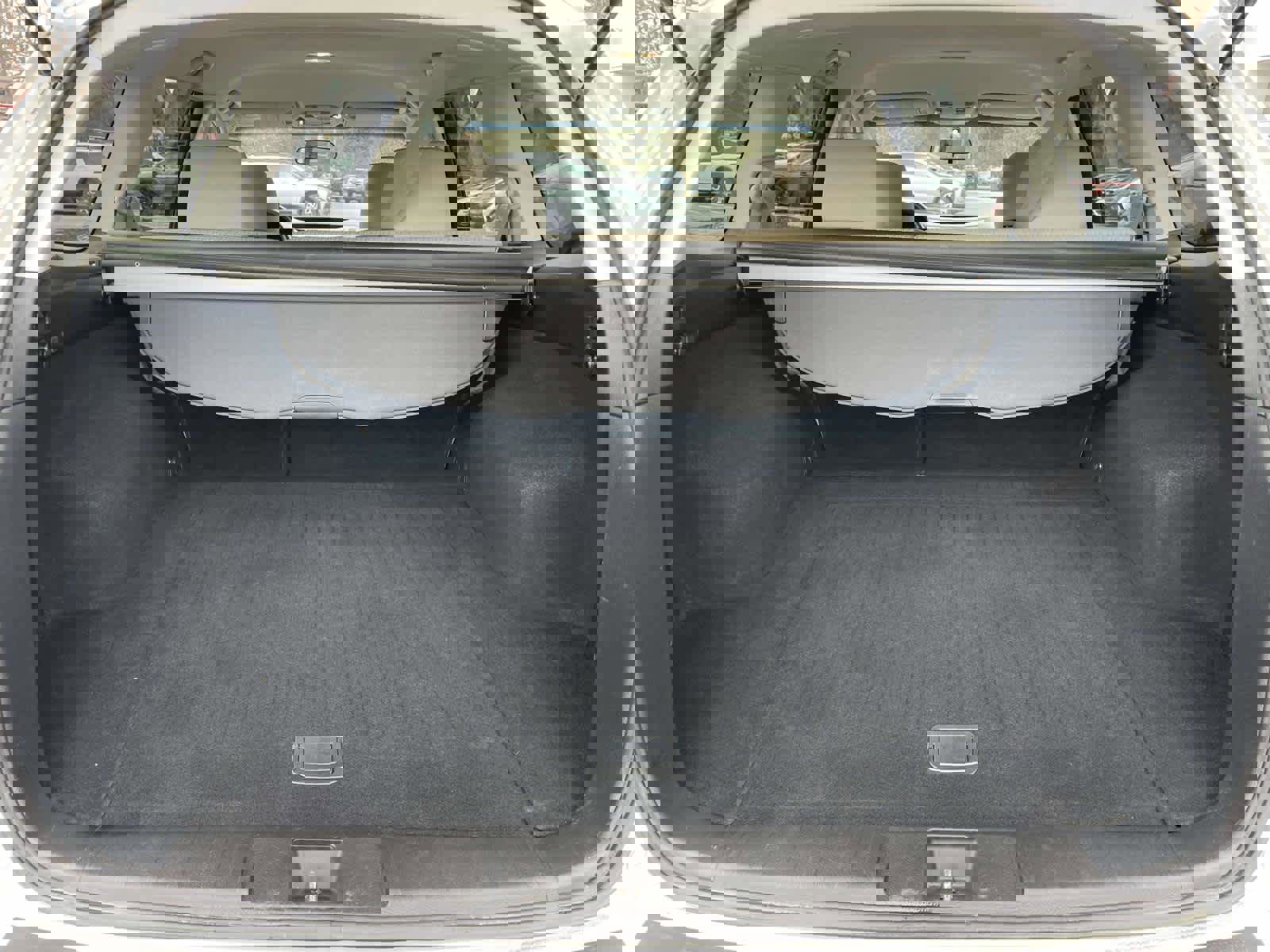 Used 2011 Subaru Outback 2.5i Premium image 4