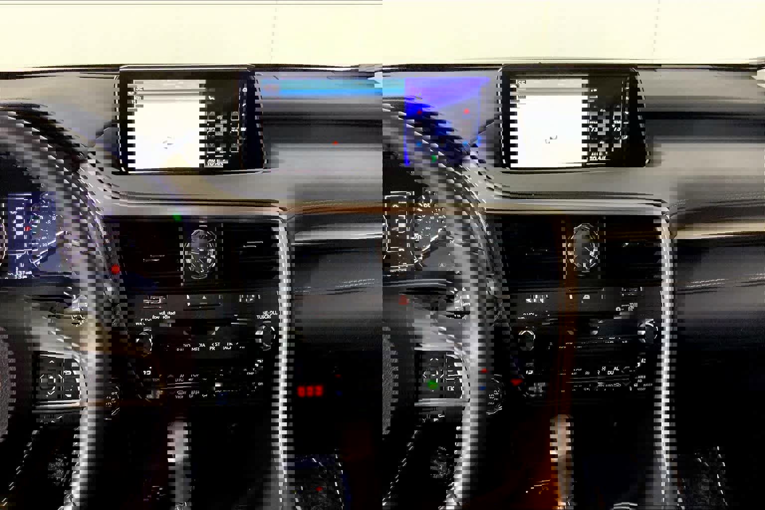 Used 2018 Lexus RX 350 AWD w/ Premium Package image 7