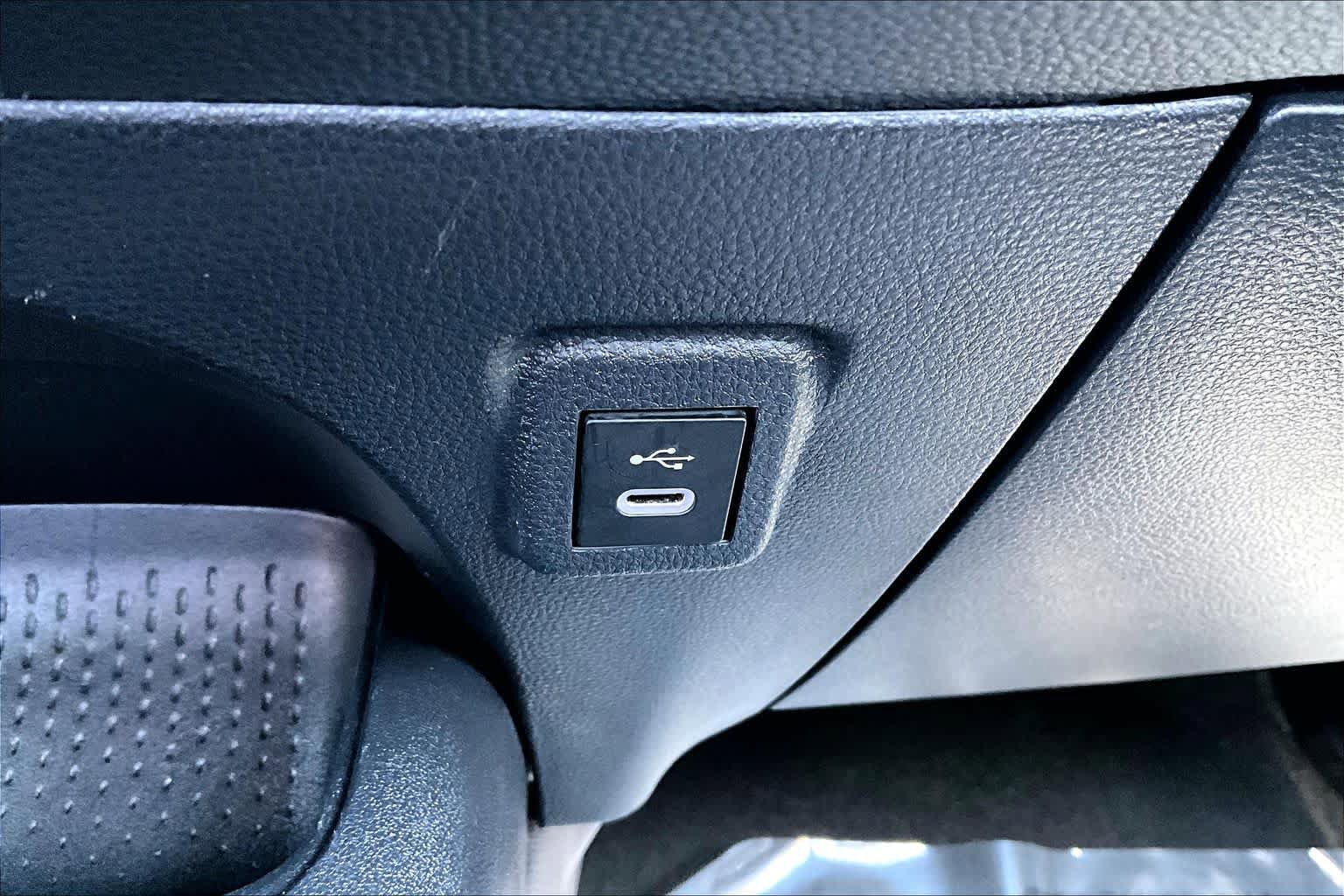 Used 2024 Toyota Corolla LE FWD image 35