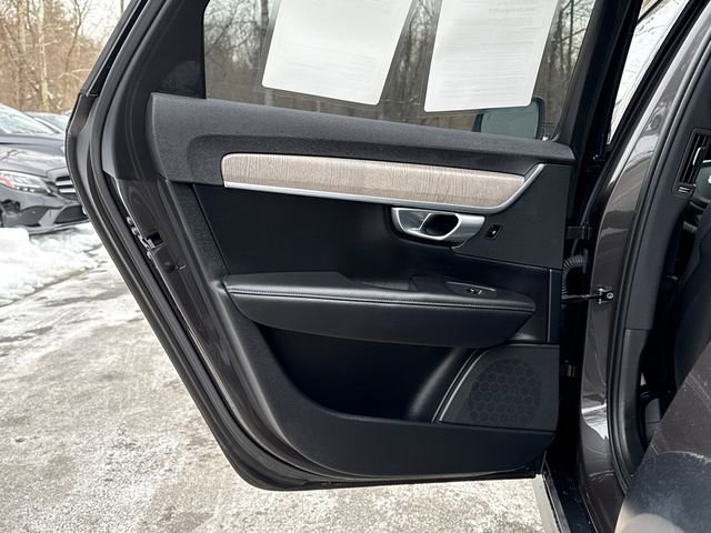Certified 2023 Volvo V90 B6 Cross Country Plus w/ Climate Package image 23