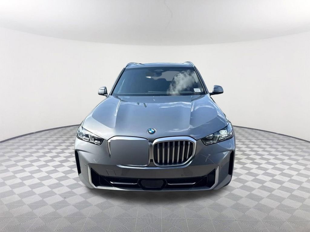 New 2026 BMW X5 sDrive40i image 3