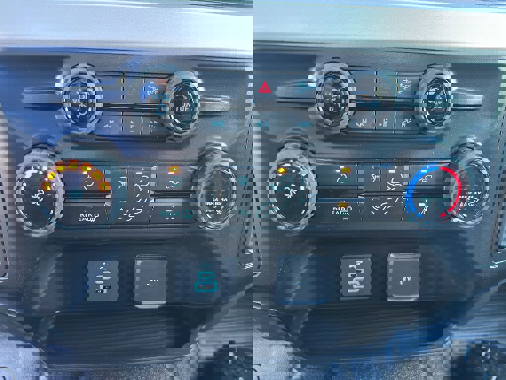 New 2025 Ford F350 XL w/ XL Chrome Package image 29