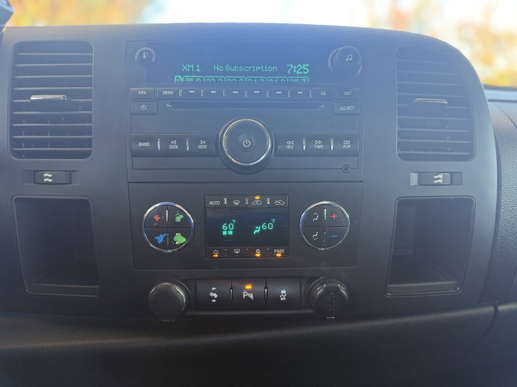 Used 2013 Chevrolet Silverado 1500 LT image 27