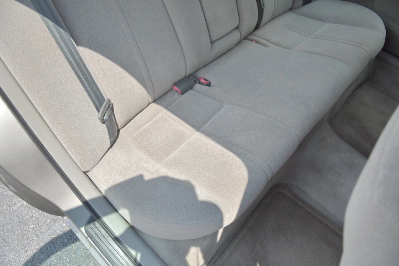 Used 2001 Toyota Camry XLE image 34