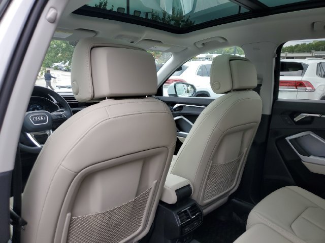 Used 2022 Audi Q3 2.0T Premium Plus AWD/4WD image 17