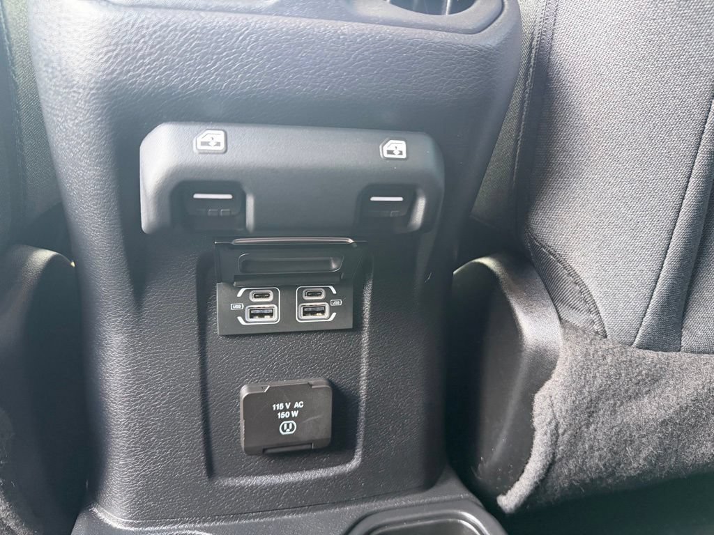 Certified 2024 Jeep Wrangler Unlimited Sahara AWD/4WD image 22