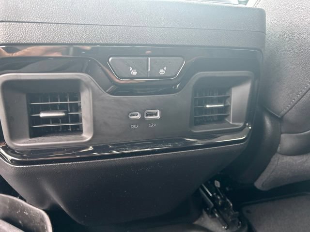 Used 2025 GMC Sierra 1500 AT4 w/ AT4 Premium Package AWD/4WD image 21