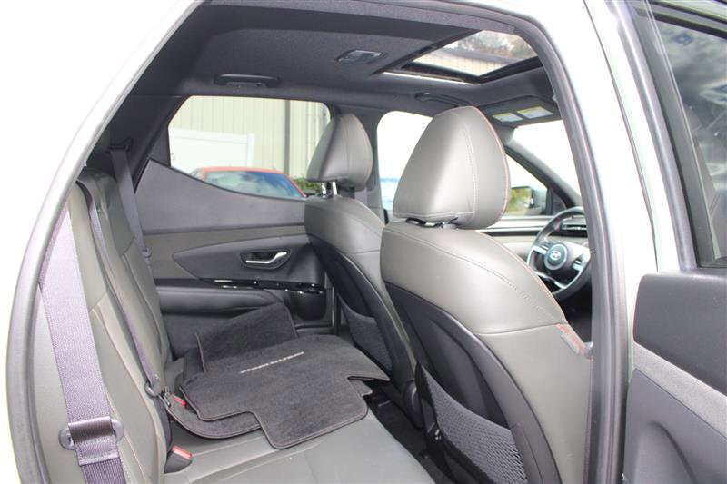 Used 2022 Hyundai Santa Cruz Limited image 15