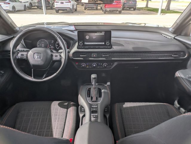 Certified 2025 Honda HR-V Sport image 15