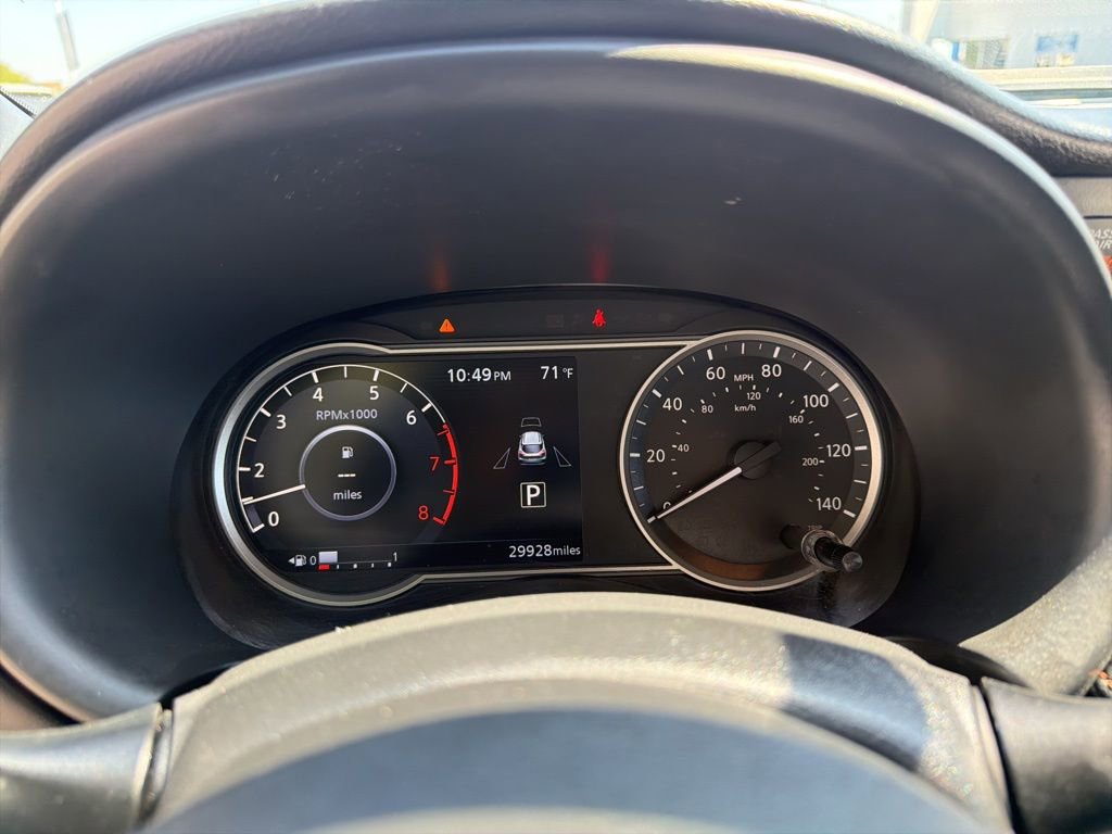 Used 2019 Nissan Kicks SR image 14