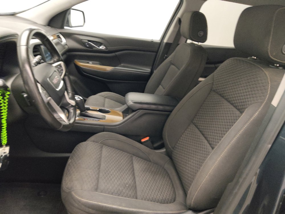Used 2019 GMC Acadia SLE FWD image 17