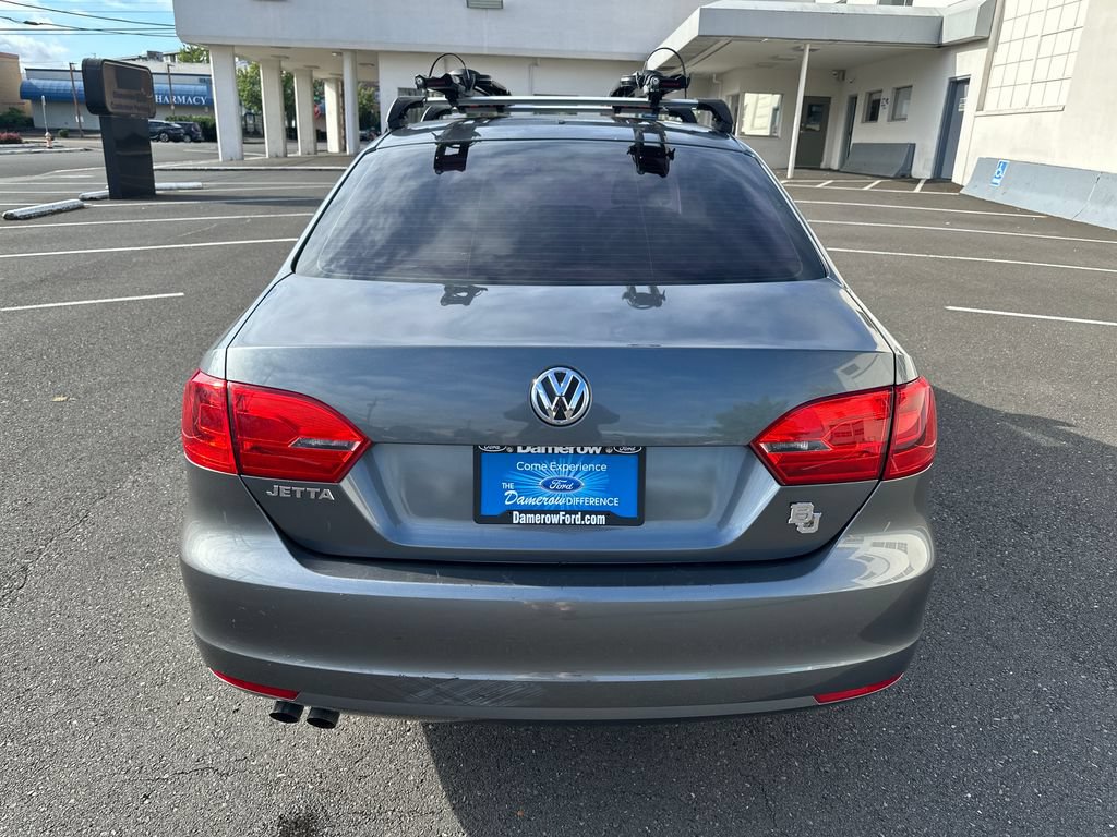 Used 2011 Volkswagen Jetta S FWD image 5