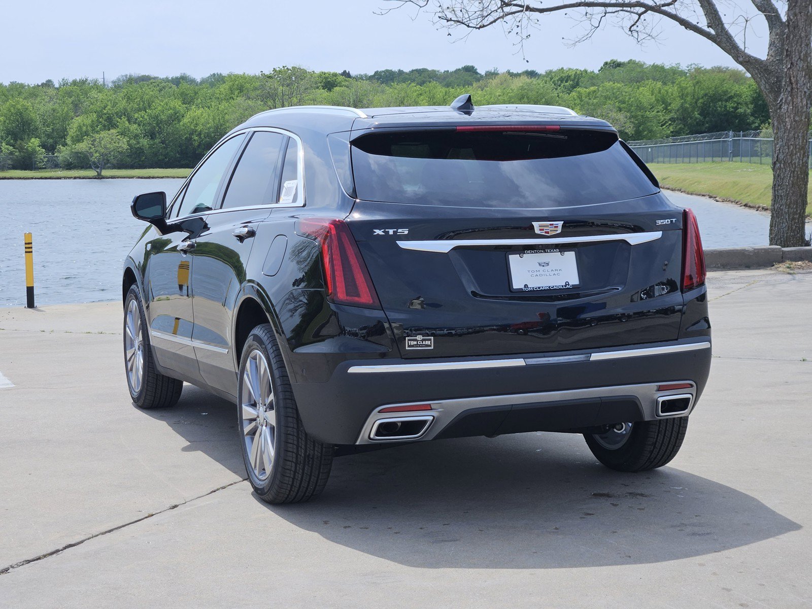New 2026 Cadillac XT5 Premium Luxury FWD image 4