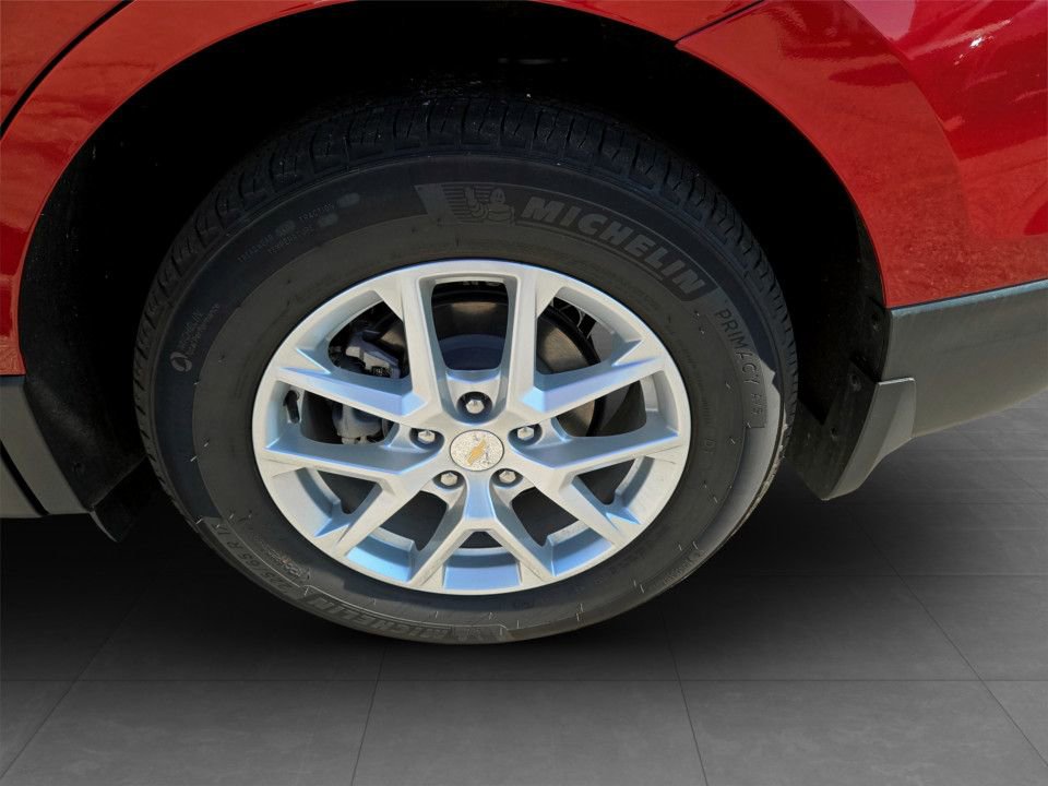 Used 2024 Chevrolet Equinox LT w/ LPO, Floor Liner Package image 32