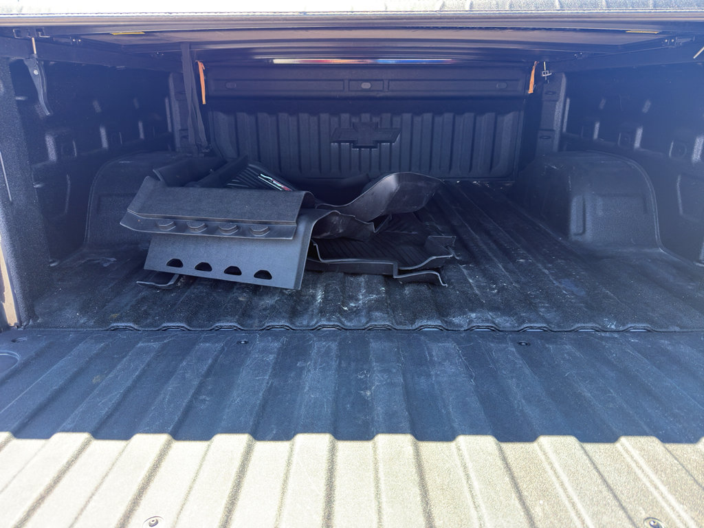Certified 2022 Chevrolet Silverado 1500 LT AWD/4WD image 8