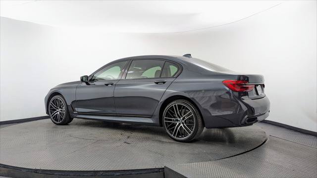 Used 2019 BMW 750i w/ Executive Package RWD image 6