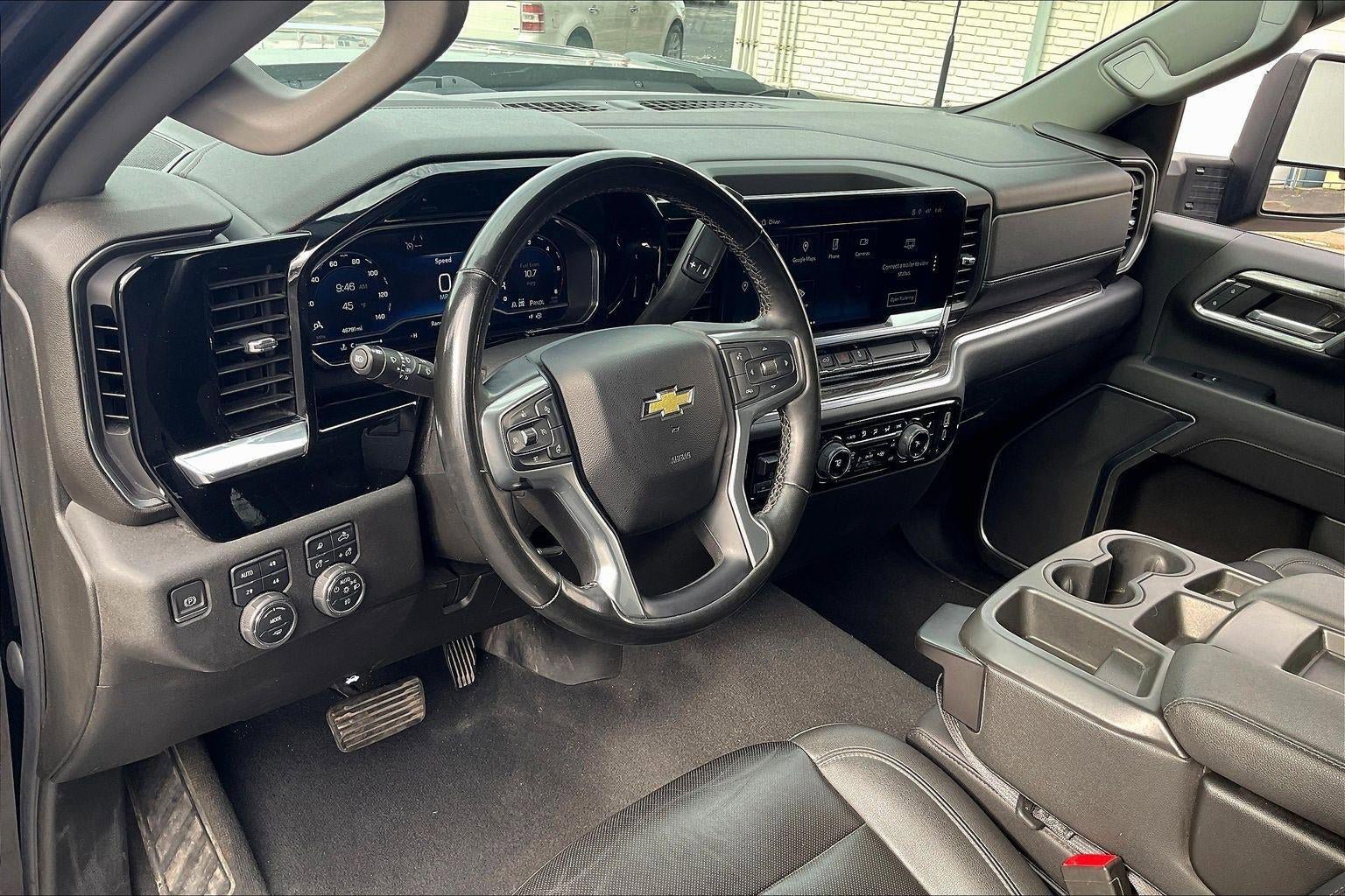 Used 2024 Chevrolet Silverado 2500 LTZ AWD/4WD image 15