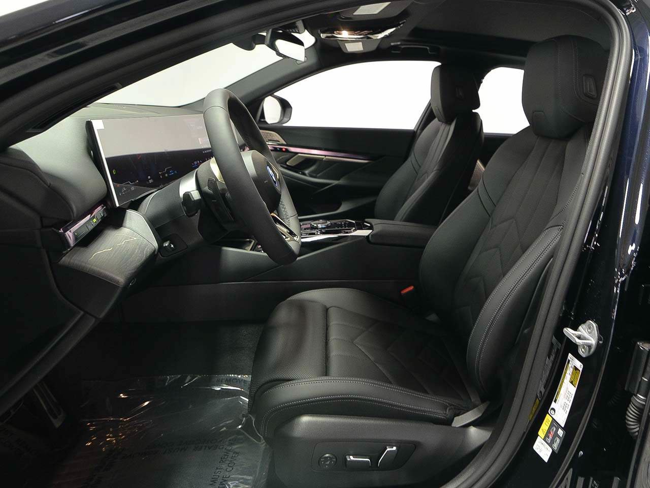 New 2027 BMW 550e xDrive w/ Executive Package AWD/4WD image 8