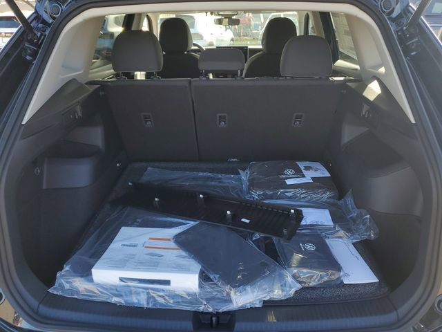 New 2026 Volkswagen Tiguan S image 8