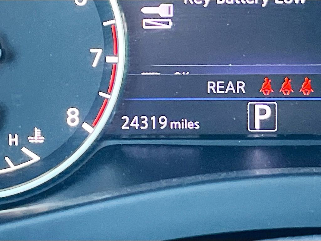 Used 2023 Nissan Murano Platinum w/ Cargo Package image 12