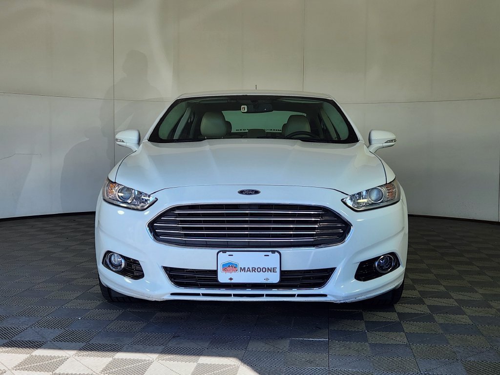 Used 2015 Ford Fusion Titanium FWD image 2