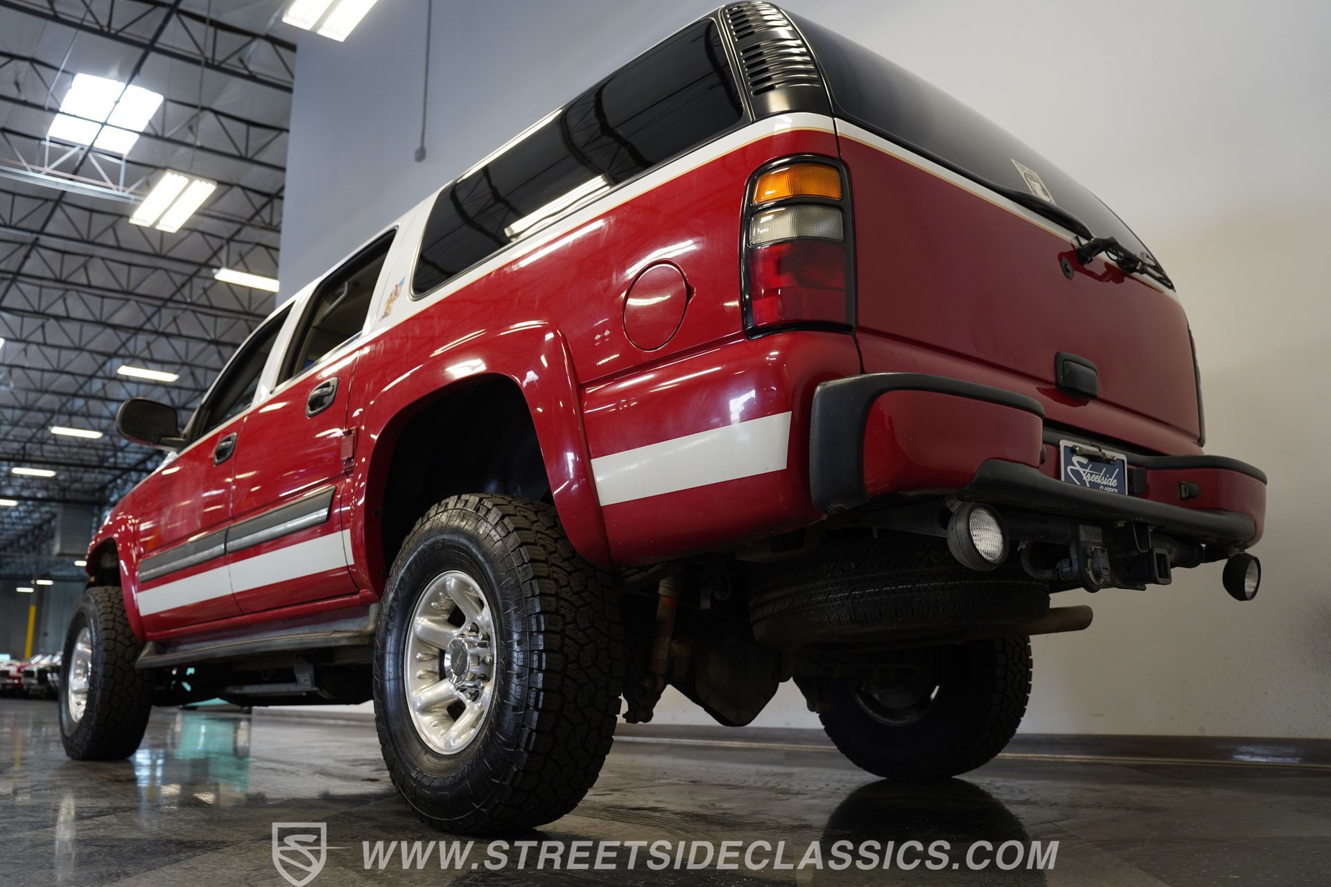 Used 2004 Chevrolet Suburban 2500 LS w/ Suspension Package, Autoride AWD/4WD image 26