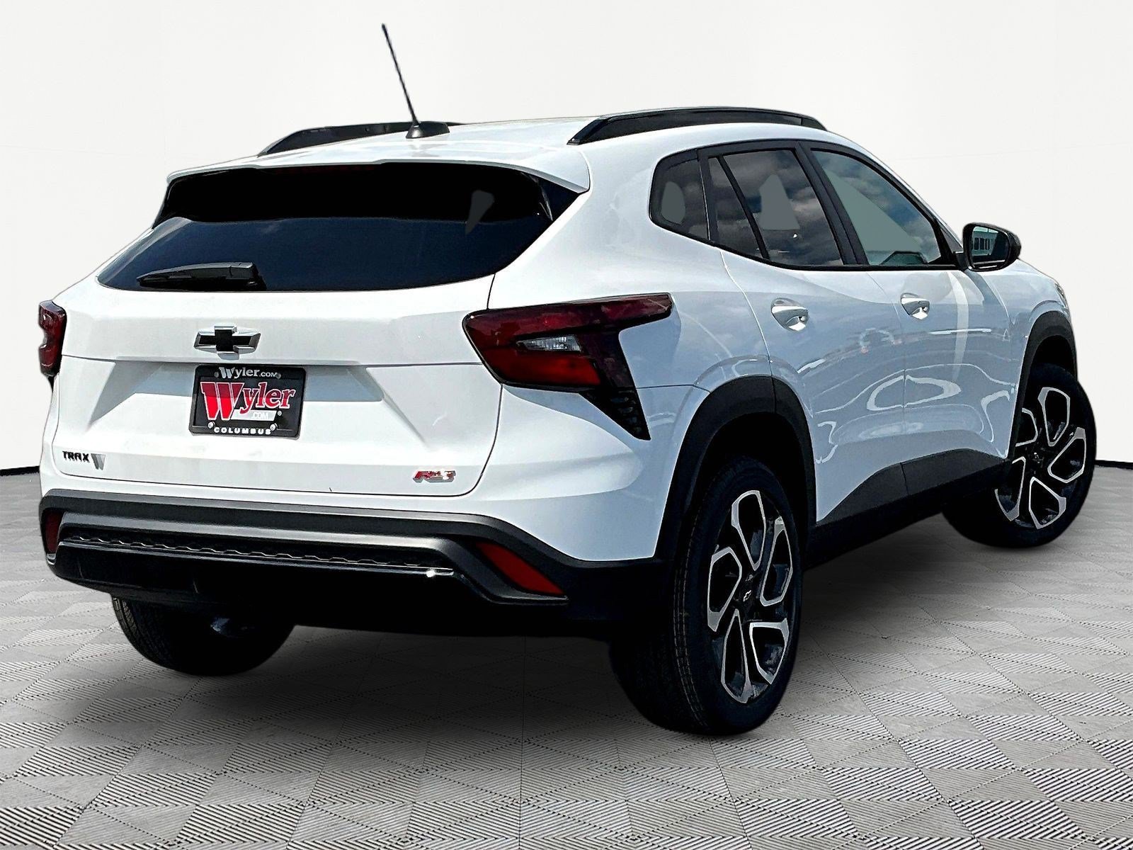 New 2026 Chevrolet Trax RS FWD image 7