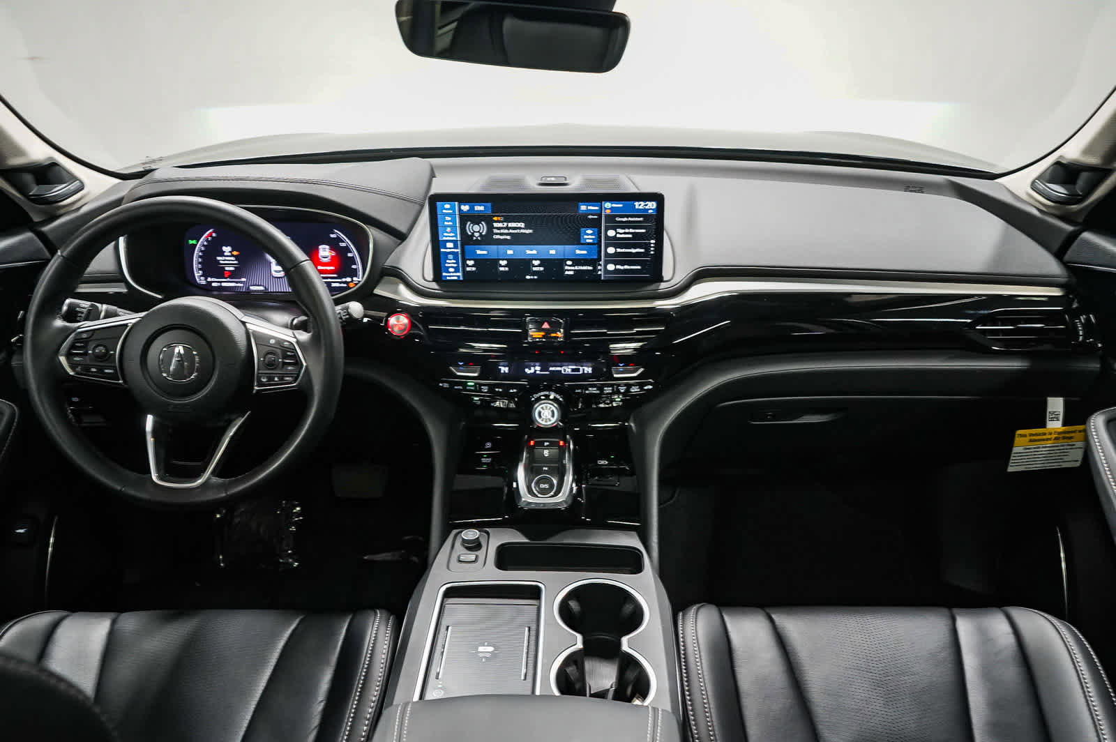 Used 2025 Acura MDX SH-AWD w/ Technology Package image 12